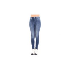 Jeansy slim fit Silvian Heach PGA18867JE. Niebieskie jeansy damskie Silvian Heach, bez wzorów, z jeansu. Za 226,27 zł.