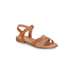 Sandały Casual Attitude JALIYANE. Pomarańczowe sandały damskie Casual Attitude, bez wzorów, casualowe, bez obcasa, bez zapięcia. Za 159,20 zł.