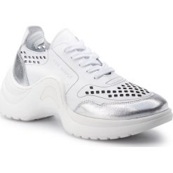Sneakersy EVA MINGE - EM-33-06-000274 602. Białe półbuty damskie Eva Minge, na co dzień, bez wzorów, ze skóry, bez obcasa, na płaskiej podeszwie, bez zapięcia. W wyprzedaży za 299,00 zł.
