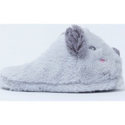 Etam - Kapcie. Szare kapcie damskie marki Etam, z materiału. Za 69,90 zł.