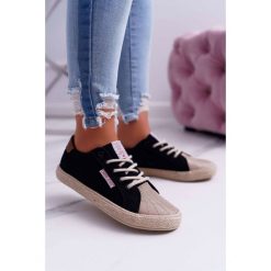 Trampki Damskie Cross Jeans Czarne DD2R4093. Czarne trampki i tenisówki damskie Tagless, bez wzorów, z jeansu, bez zapięcia. Za 99,90 zł.