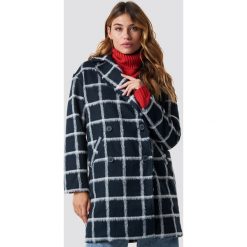 NA-KD Trend Naszyjnik Three Stars - Navy. Niebieskie naszyjniki damskie marki NA-KD Trend. Za 364,95 zł.
