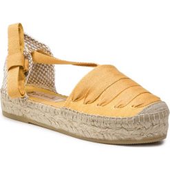 Espadryle VIDORRETA - Valenciana 03385 Mostaza. Żółte espadryle damskie Vidorreta, bez wzorów, z tworzywa sztucznego, bez obcasa. W wyprzedaży za 239,00 zł.