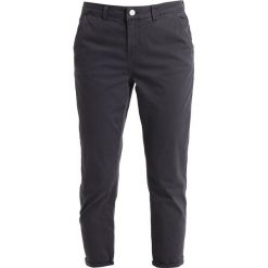 Mint Velvet CASUAL Chinosy mercury. Szare chinosy damskie Mint Velvet, z bawełny. Za 369,00 zł.