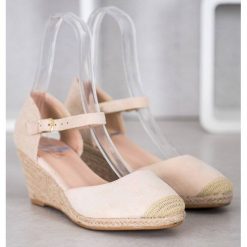 Espadryle na koturnie. Espadryle damskie SMALL SWAN, bez wzorów, z zamszu, bez obcasa, na koturnie. Za 99,00 zł.