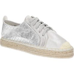 Espadryle marco tozzi 2-23206-28. Szare espadryle damskie Marco Tozzi, bez wzorów, ze skóry ekologicznej, bez obcasa, na obcasie. W wyprzedaży za 79,99 zł.