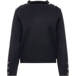 Sweter Silvian Heach CVA19243MA. Czarne swetry damskie Silvian Heach, xxs, bez wzorów, klasyczne, bez rękawów, bez kaptura. W wyprzedaży za 209,00 zł.