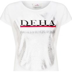 T-shirt DEHA ACTIVE. Białe bluzki damskie Deha, z nadrukiem, z jersey, z okrągłym kołnierzem. W wyprzedaży za 164,00 zł.