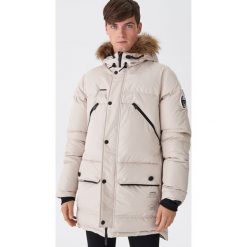 Parka z naturalnym puchem - Brązowy. Pomarańczowe parki męskie House, s, bez wzorów, z puchu, bez kaptura. Za 449,99 zł.