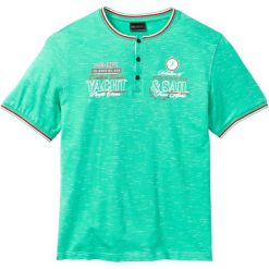 Shirt z dekoltem henley i efektownymi zdobieniami bonprix zielony oceaniczny melanż. Zielone koszulki męskie bonprix, s, z aplikacjami, bez kołnierzyka, bez rękawów. Za 49,99 zł.
