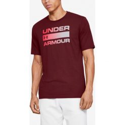 Under Armour Team Issue Wordmark Koszulka Czerwony. Czerwone podkoszulki męskie Under Armour, s, z nadrukiem, z bawełny, z krótkim rękawem. Za 119,95 zł.
