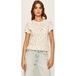 Levi's - T-shirt. Białe bluzki damskie Levi's®, s, bez wzorów, z bawełny, z okrągłym kołnierzem. W wyprzedaży za 69,90 zł.