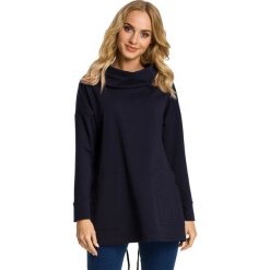 ANGELICA Bluza oversize z kominem i kieszeniami - granatowa. Czarne bluzy z kieszeniami damskie marki Moe, s, z bawełny. Za 129,99 zł.