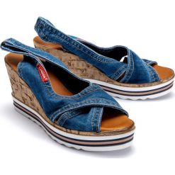 LANQIER 44C0244 jeans, sandały damskie. Koturny damskie Lanqier, bez wzorów, z jeansu, bez obcasa, na koturnie, bez zapięcia. Za 189,90 zł.