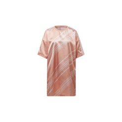 Sukienki krótkie adidas Sukienka Trefoil. Różowe sukienki damskie Adidas, bez wzorów, bez kołnierzyka, z krótkim rękawem, krótkie, mini. Za 199,00 zł.