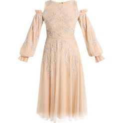 Sukienki: Maya Deluxe COLD SHOULDER WITH FRILL SLEEVES Sukienka koktajlowa nude