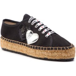 Espadryle LOVE MOSCHINO - JA10263G07JJ0000 Nero. Czarne espadryle damskie Love Moschino, bez wzorów, ze skóry ekologicznej, bez obcasa, na płaskiej podeszwie. W wyprzedaży za 409,00 zł.