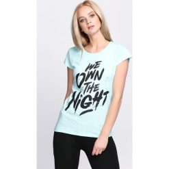 T-shirty damskie: Miętowy T-shirt Thinking Otherwise