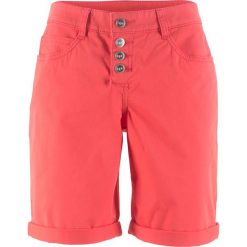 Luźniejsze bermudy Boyfriend bonprix koralowy. Różowe spodnie damskie bonprix, bez wzorów. Za 79,99 zł.