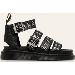 Dr. Martens - Sandały skórzane Clarissa Ii Hdw. Czarne klapki damskie Dr. Martens, bez wzorów, ze skóry, bez obcasa, na obcasie. Za 589,90 zł.