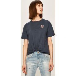 Pepe Jeans - T-shirt Fleur. Niebieskie bluzki damskie Pepe Jeans, s, bez wzorów, z bawełny, z okrągłym kołnierzem. Za 159,90 zł.