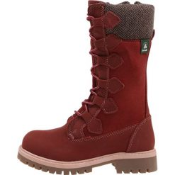 Kamik TAKODA Śniegowce red. Czerwone buty zimowe damskie marki Kamik, z gumy. W wyprzedaży za 287,20 zł.