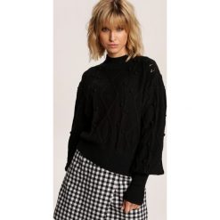 Czarny Sweter Thesise. Czarne swetry damskie Renee, s, bez wzorów, casualowe, bez rękawów, bez kaptura. Za 149,99 zł.