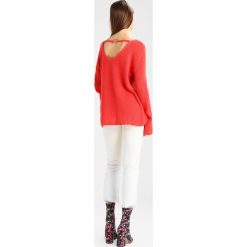 Swetry klasyczne damskie: Even&Odd Sweter coral