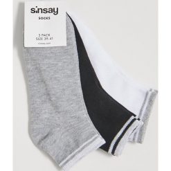 Skarpetki stopki - Jasny szary. Szare skarpetki damskie Sinsay, bez wzorów. Za 9,99 zł.