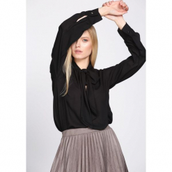 Czarna Bluzka Accustom. Czarne bluzki longsleeves Born2be, m. Za 89,99 zł.