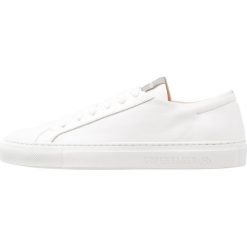 Copenhagen Sneakersy niskie white. Białe trampki i tenisówki damskie marki Copenhagen, ze skóry. Za 549,00 zł.
