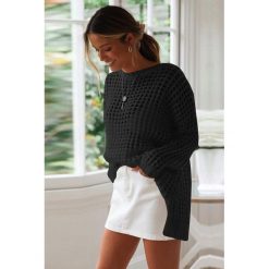 Sweter damski GAIA BLACK. Czarne bluzy damskie Sweter damski GAIA BLACK, uniwersalny, bez wzorów, bez rękawów, bez kaptura. W wyprzedaży za 59,00 zł.