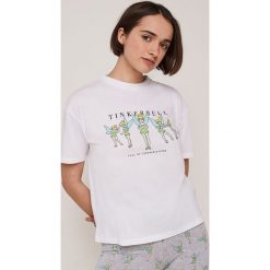 Undiz - T-shirt piżamowy Feeclochiz. Białe piżamy damskie Undiz, s, z nadrukiem, z bawełny, z krótkim rękawem. Za 59,90 zł.