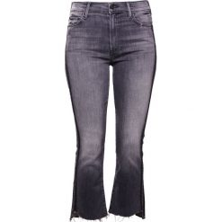 Boyfriendy damskie: Mother INSIDER CROP STEP FRAY Jeansy Bootcut grey denim
