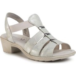 Sandały CAPRICE - 9-28253-24 Silver Foil 990. Szare klapki damskie Caprice, bez wzorów, ze skóry, bez obcasa, na obcasie. W wyprzedaży za 139,00 zł.
