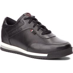 Sneakersy STRELLSON - Claude 4010002460 Black 900. Czarne sneakersy męskie Strellson, na co dzień, bez wzorów, ze skóry, bez zapięcia. W wyprzedaży za 359,00 zł.