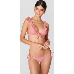 Debiflue x NA-KD Dół bikini - Pink. Różowe bez kategorii marki Debiflue x NA-KD. Za 72,95 zł.