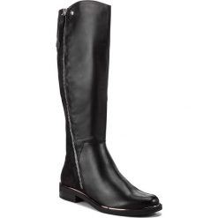 Oficerki CAPRICE - 9-25516-21 Black Comb 019. Czarne buty zimowe damskie Caprice, ze skóry, na obcasie. Za 549,90 zł.