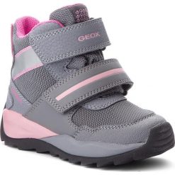 Śniegowce GEOX - J Orizont B.G.Abx D J842BD 0FU54 C0502 M Grey/Pink. Szare śniegowce dziewczęce Geox, bez zapięcia. W wyprzedaży za 259,00 zł.