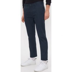 Spodnie chino - Granatowy. Niebieskie spodnie męskie House, xl, bez wzorów. W wyprzedaży za 69,99 zł.