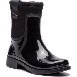 Kalosze KAZAR - Elvira 34809-TS-00 Black. Czarne kalosze damskie Kazar, bez wzorów, z tworzywa sztucznego, przed kolano. W wyprzedaży za 239,00 zł.