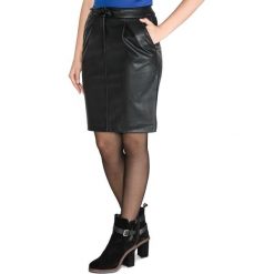 Tom Tailor Spódnica Czarny. Czarne spódniczki damskie Tom Tailor, bez wzorów, z materiału. Za 252,95 zł.
