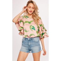 Vero Moda - Top Kate. Różowe topy damskie marki Vero Moda, s, z poliesteru, z okrągłym kołnierzem. W wyprzedaży za 39,90 zł.