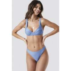 NA-KD Swimwear Ribbed High Cut Panty - Blue. Niebieskie panty damskie NA-KD Swimwear, bez wzorów. Za 60,95 zł.