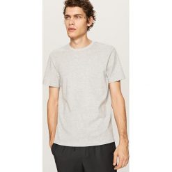 T-shirt BASIC - Jasny szar. Szare t-shirty męskie marki Reserved, l. Za 19,99 zł.