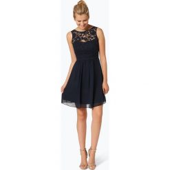 Marie Lund - Elegancka sukienka damska, niebieski. Niebieskie sukienki balowe Marie Lund, w koronkowe wzory, z koronki, midi. Za 299,95 zł.