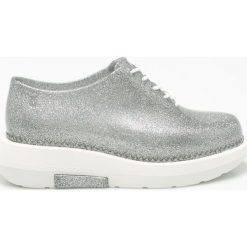 Melissa - Buty by Vitorino Campos. Szare buty sportowe damskie Melissa, z kauczuku. W wyprzedaży za 219,90 zł.