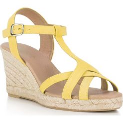 Buty damskie 88-D-502-Y. Koturny damskie Wittchen. Za 255,90 zł.