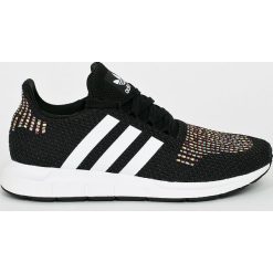 Adidas Originals - Buty Swift Run. Szare buty sportowe damskie marki adidas Originals, z gumy. W wyprzedaży za 299,90 zł.