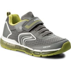 Sneakersy GEOX - J Android B. A J8244A 014BU C1006 D Grey. Szare półbuty męskie Geox, bez wzorów, ze skóry ekologicznej, na rzepy. W wyprzedaży za 199,00 zł.